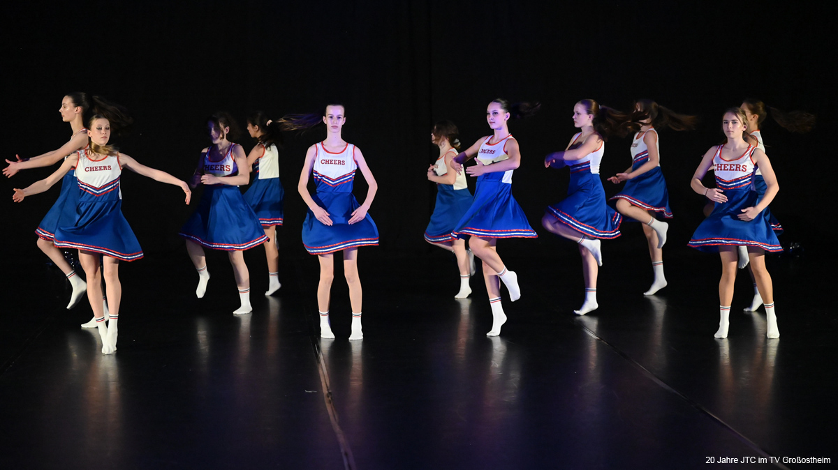 3424 - 3777